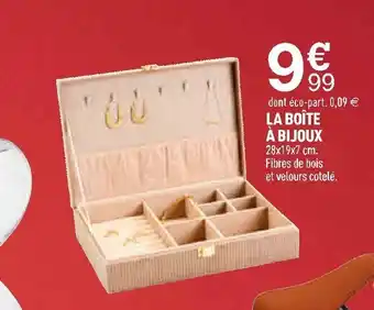LA BOÎTE À BIJOUX