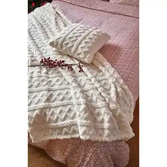 Carrefour Tex home plaid tricot offre