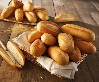 Auchan PETITS PAINS BLANCS offre