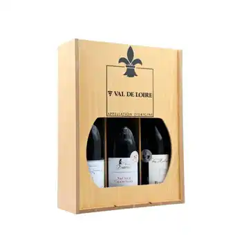 Auchan Coffret bois 3 bouteilles de vin de loire offre