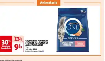Auchan CROQUETTES POUR CHAT STERILISÉ AU SAUMON ET AU BLÉ PURINA ONE offre