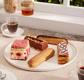 Carrefour Assortiment de 4 pâtisseries individuelles + 1 offerte offre