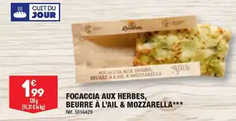 ALDI FOCACCIA AUX HERBES, BEURRE À L'AIL & MOZZARELLA offre