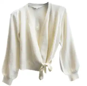 Carrefour Amara reya pull cache cœur femme offre