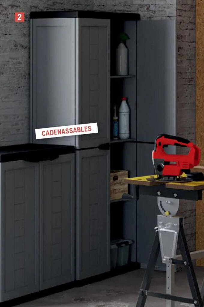 Promo LOT DE 2 ARMOIRES DE RANGEMENT "JOLLY" (2) chez E.Leclerc Brico