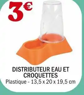 La Foir'Fouille Distributeur eau et croquettes offre
