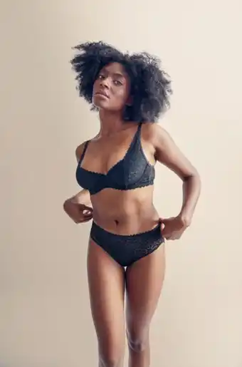 Carrefour DIM Slip Daily dentelle offre