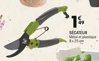 SÉCATEUR