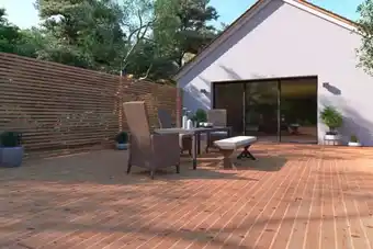 Brico Dépôt LAME DE TERRASSE MARRON offre