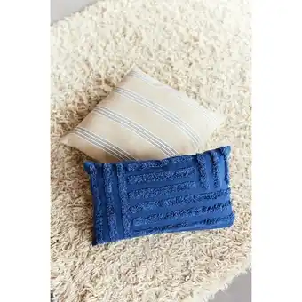 Auchan 1- Coussin Rectangulaire Brode offre