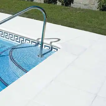 Bricorama Dalle béton lisse Loja - Blanc - 50x50cm offre