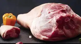 Porc jambon entier avec os