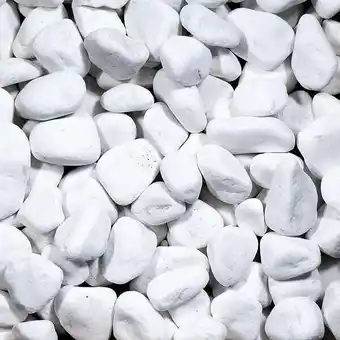 Bricomarché Pack 6 m² - Galet Blanc Pur Qualité Supérieure 40-60 mm (30 sacs = 600kg) offre