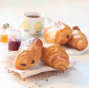 Carrefour 2 croissants et 2 pains au chocolat CARREFOUR BIO offre
