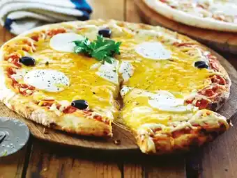 Auchan PIZZA TONNO RISTORANTE SURGELÉE offre