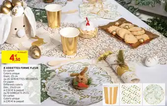 Intermarché Hyper 8 ASSIETTES FORME FLEUR offre