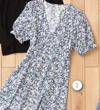 Intermarché ROBE MANCHES COURTES FEMME GÉMO offre