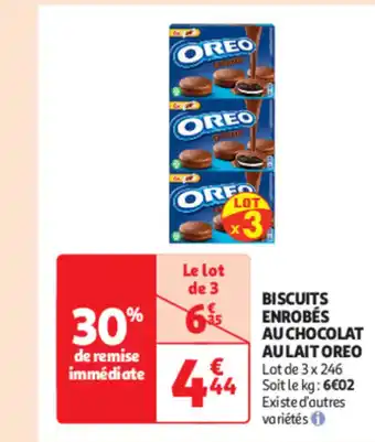 Auchan BISCUITS ENROBÉS AU CHOCOLAT AULAIT OREO offre