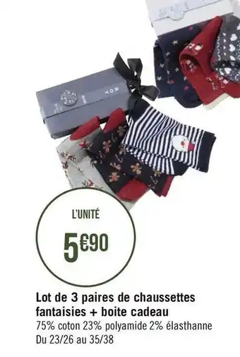 Géant Casino Lot de 3 paires de chaussettes fantaisies + boite cadeau offre