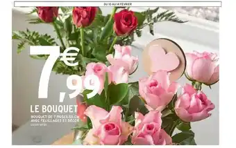 Intermarché Bouquet De 7 Roses 50 Cm Avec Feuillages Et Décor offre
