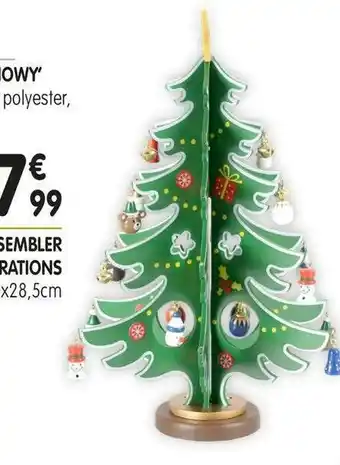 Sapin à assembler et ses 30 décorations