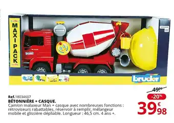 Promo Bruder betonniere casque. chez Maxi Toys