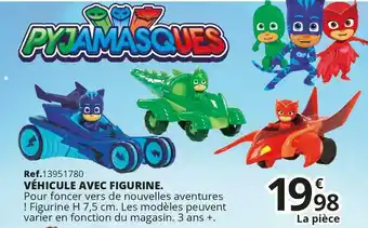 Pyjamasques véhicule avec figurine.