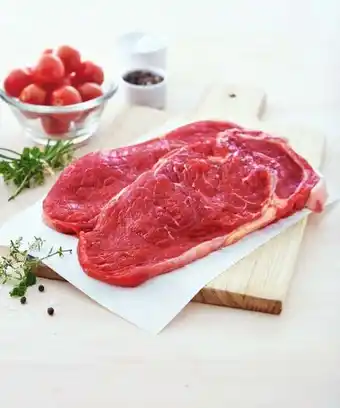 Auchan VIANDE BOVINE CHAROLAISE: FAUX-FILET, ENTRECÔTE OU RUMSTECK offre