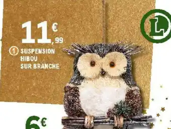 Suspension hibou sur branche