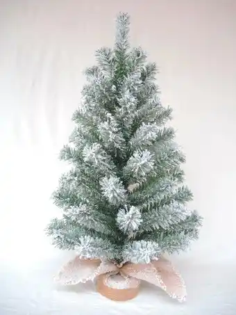 Match Mini sapin artificiel enneigé offre
