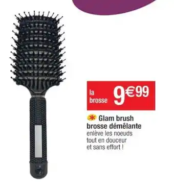 Cora x Carrefour Glam brush brosse démêlante offre
