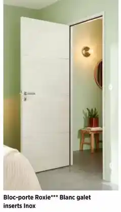 Bâche blanche 300 gr/m2, en pvc avec oeillets ft corbei e tete