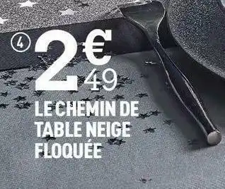Centrakor Le chemin de table neige floquée offre
