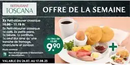Hyper U 36 macarons presentoir sapin offre