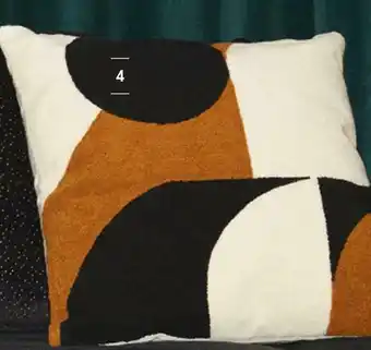 Monoprix Coussin motif graphique offre