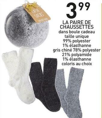 Stokomani La paire de chaussettes offre
