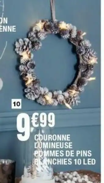 Couronne lumineuse pommes de pins blanchies 10 LED