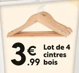 Maxi Bazar Lot de 4 cintres bois offre