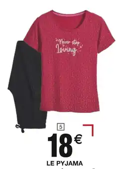 Carrefour Pyjama long femme offre