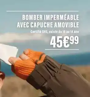 Monoprix Bomber imperméable avec capuche amovible offre