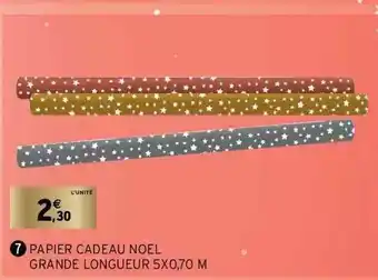 Intermarché Papier Cadeau Noel Grande Longueur 5 X 0,70 M offre