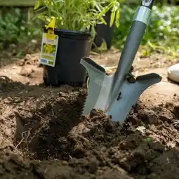 Jardiland Bêche pour massifs RootSlayer offre