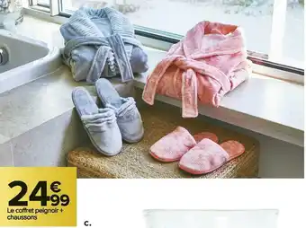 Carrefour Market Coffret peignoir et chaussons fanny ou snow offre