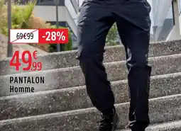 Intersport UNDER ARMOUR Pantalon homme offre