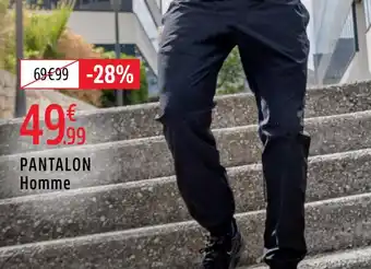 Intersport UNDER ARMOUR Pantalon homme offre