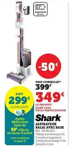 Hyper U Shark Aspirateur Balai avec Base offre