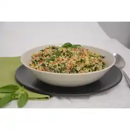 Carrefour Market Salade de boulgour, tomates, courgettes, semoule de blé dur, menthe et persil offre