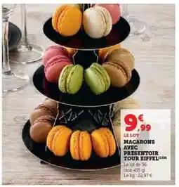 Super U Macarons avec présentoir Tour Eiffel offre