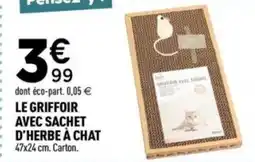 Centrakor Le griffoir avec sachet d'herbe à chat offre