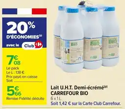 Carrefour CARREFOUR BIO Lait U.H.T. Demi-écrémé offre